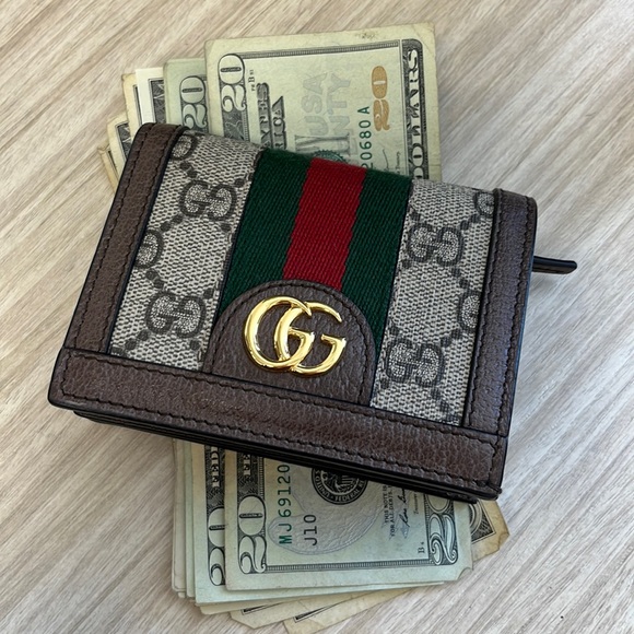 gucci wallet poshmark
